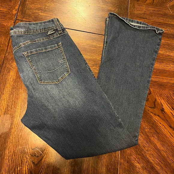 Torrid jeans/ Source of Wisdom - Picture 4 of 8